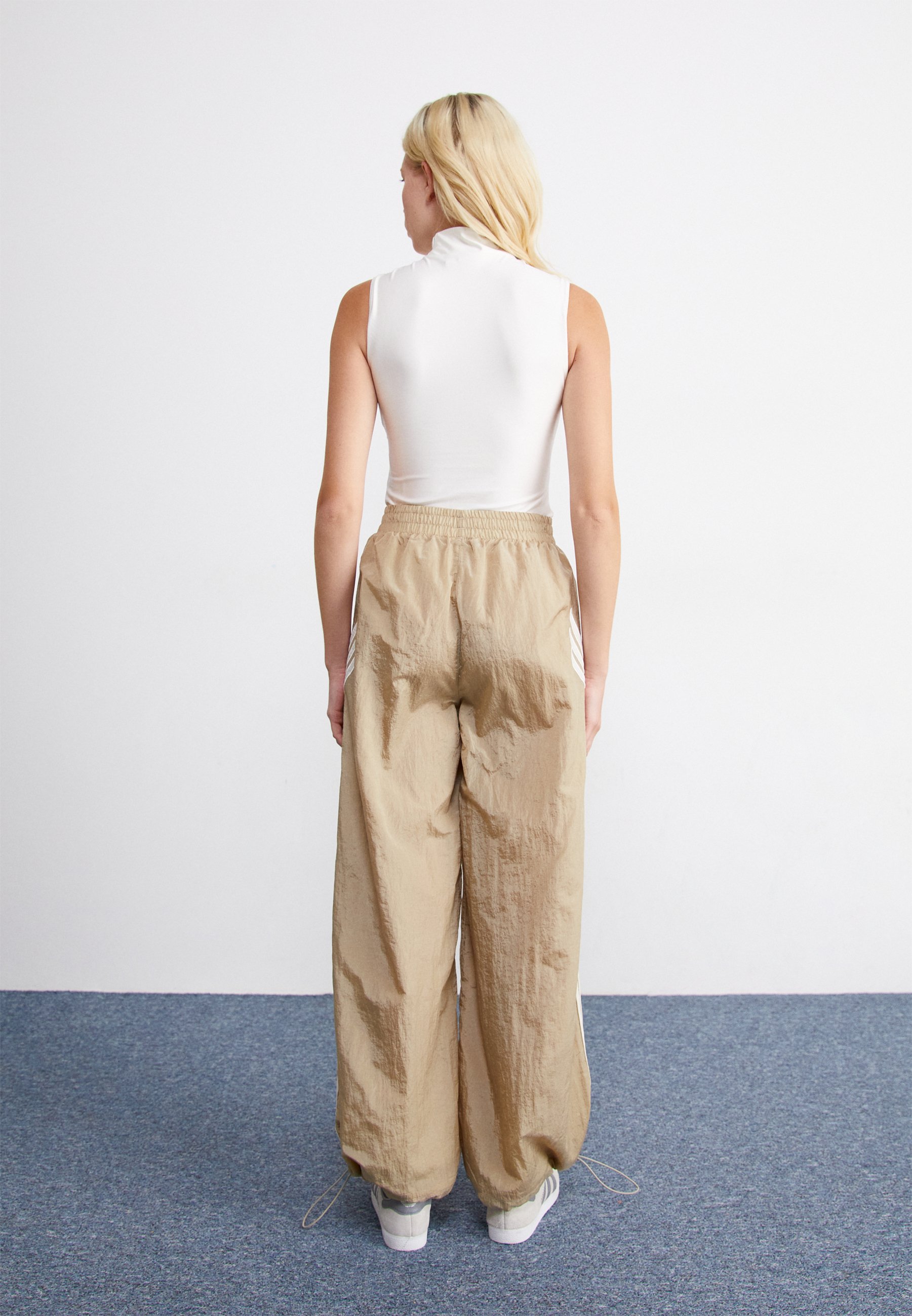adidas Originals ATLANTA - Tracksuit bottoms - beige