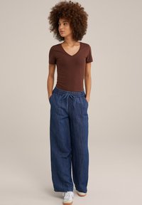 WE Fashion Paprasti marškinėliai - brown