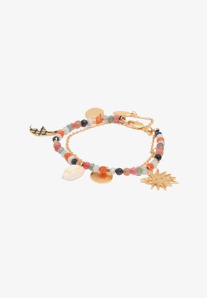 Mitmevärviline helmekäevõru kuldse ketiga, millel on kuldne päikese ripats, merikarbi, ümarate ketaste ja poolkuu ripats.