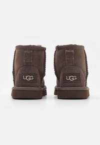 UGG CLASSIC MINI II UNISEX - Bottines - burnt cedar