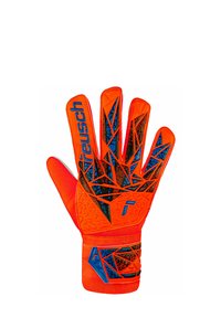 Gant de gardien de but de couleur orange vif avec une surface de grip texturée, des motifs géométriques noirs et bleus, et une sangle de poignet en néoprène sécurisée.