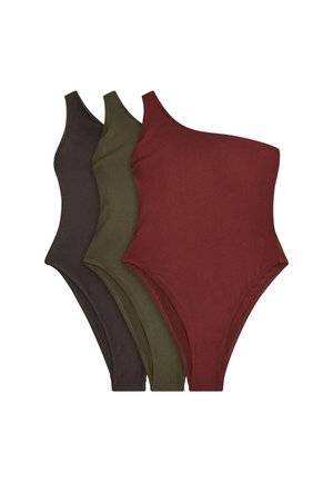 Trois bodies côtelés à une épaule en marron foncé, vert olive et rouge rouille disposés en chevauchement sur fond blanc.