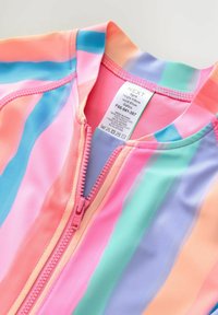 Niet geselecteerd, rainbow stripe