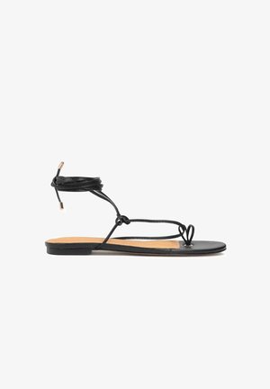 GINETTE - Sandali con cinturino - black