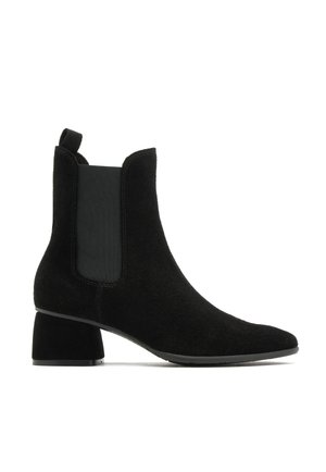 RYŁKO Ankle boot