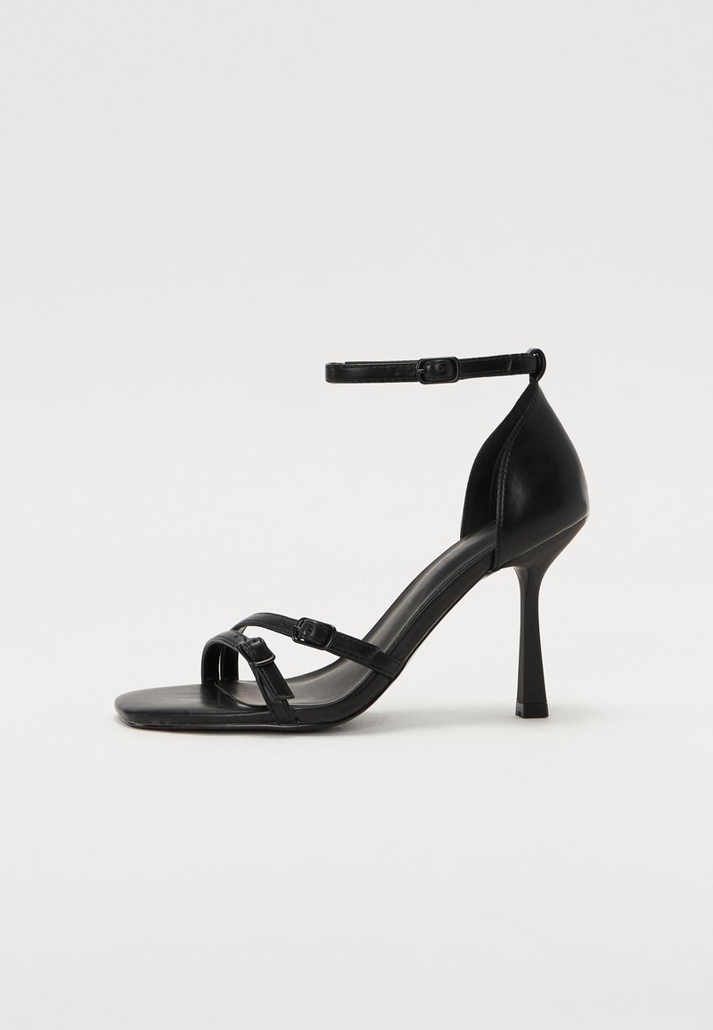 ONLY SHOES - ONLAUBREY BUCKLE HEELED SANDAL - Sandalen met hoge hak - black, Vergroten