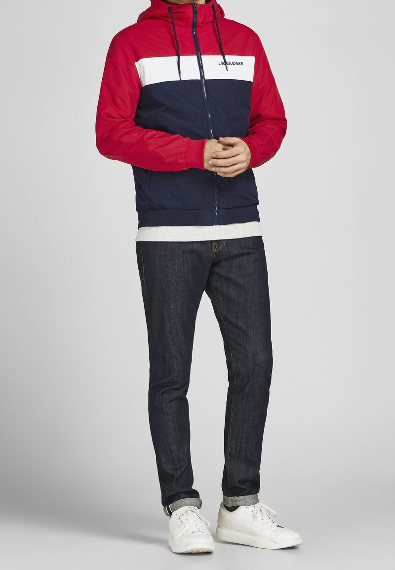 Jack Jones Trainingsjacke red/rot (Pre-owned) Zalando