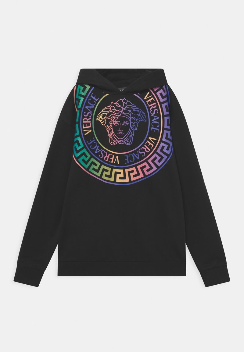 Sweat à capuche noir avec un logo Versace multicolore en relief, orné d'un médaillon central et d'un motif clé grec, manches longues et capuche à cordon.