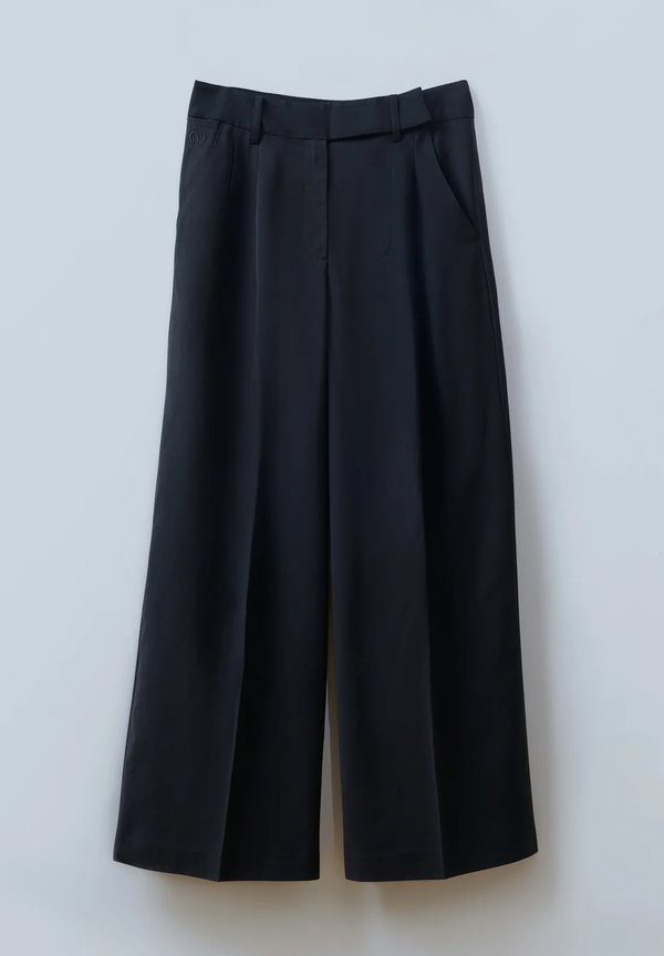 STUDIO CHINARA PANTS - Trousers4