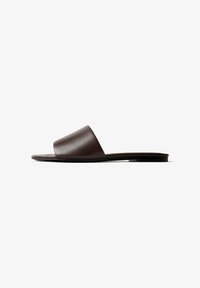 Nije odabrano, dark brown