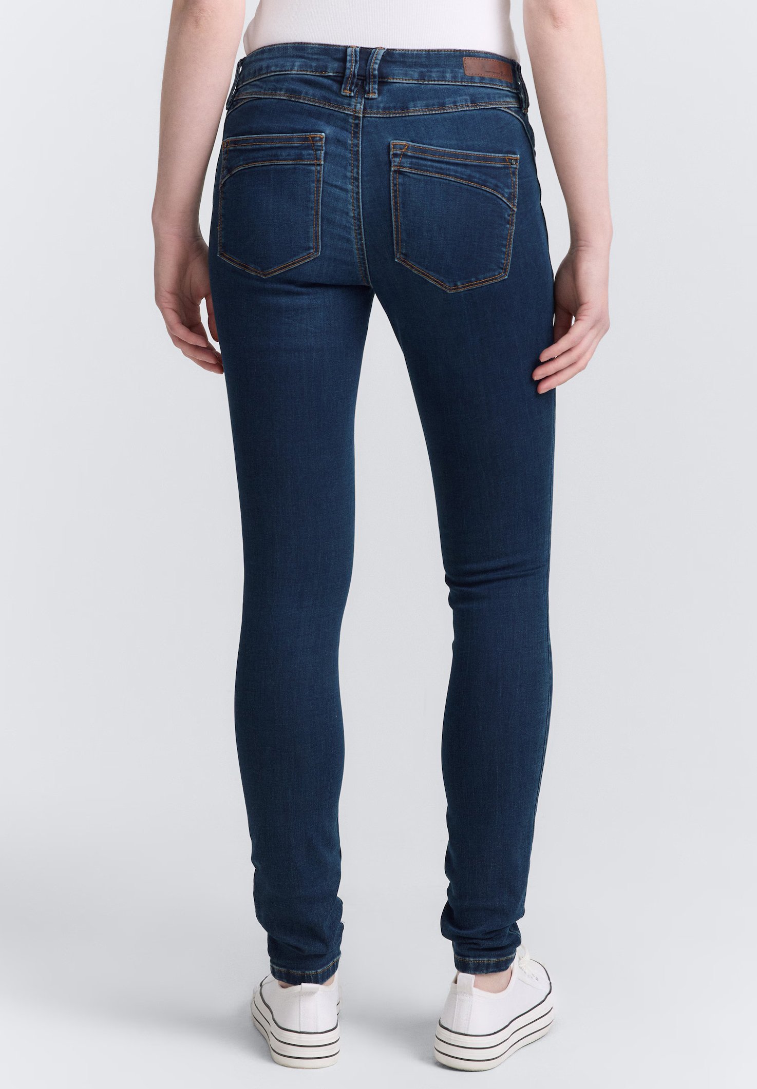TOM TAILOR Denim Pantaloni Larghi Donna Con Cuciture Decorative - Vita Elastica, Morbido Cotone Sostenibile, Lunghezza 70 Cm
