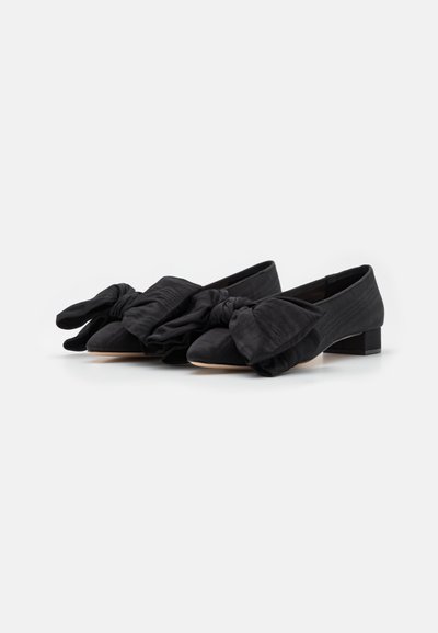 Loeffler Randall NOA - Pantofi slip-on - black