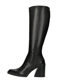 Černé kožené kozačky ke kolenům se čtvercovou špičkou, strukturovaným blokovým podpatkem a minimálními švy. Navrženy pro elegantní, moderní vzhled.