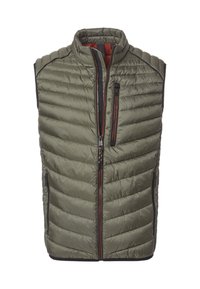 Padded vest w kolorze oliwkowym z poziomym pikowaniem, wysokim kołnierzem, zapięciem na zamek z przodu i kontrastową czerwoną podszewką.