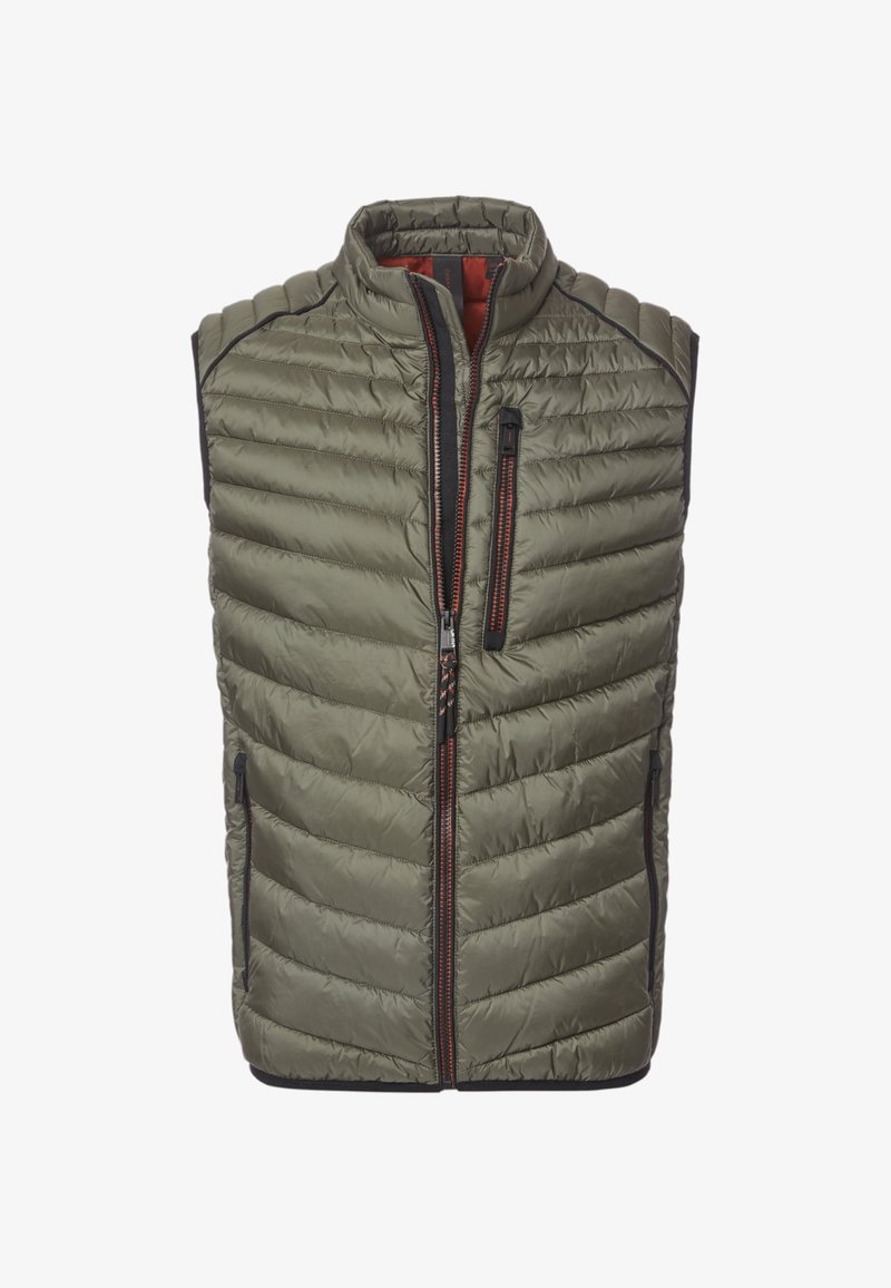 Padded vest w kolorze oliwkowym z poziomym pikowaniem, wysokim kołnierzem, zapięciem na zamek z przodu i kontrastową czerwoną podszewką.