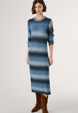 COLOMBE - Vestido de punto - dulwich blue