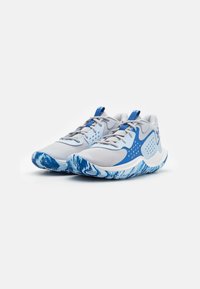 Under Armour JET '23 - Basketballsko - mod gray/nimbus blue/tech blue