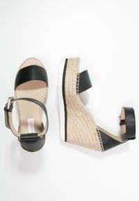 See by Chloé Sandály na vysokém podpatku - black