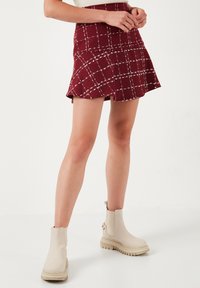LELA REGULAR FIT - Minirok - bordeaux