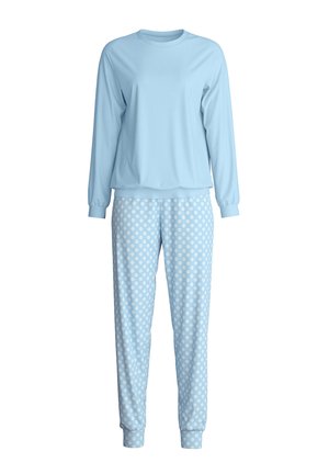 Top a maniche lunghe azzurro chiaro abbinato a pantaloni azzurro chiaro con motivo a pois bianchi, progettato come un comodo pigiama.