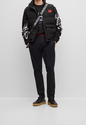 HUGO, Chino - black