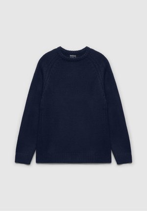 Suéter de punto azul marino con cuello redondo, mangas largas tipo raglán y puños y dobladillo de canalé. Tejido texturizado con un acabado suave.