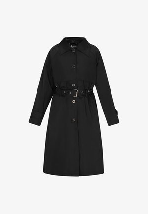 Melnā garajā mētelī ar jostu viduklī, pogu aizdari, plašu apkakli un garām piedurknēm. Iezīmējas ar gludu tekstūru un klasisku dizainu.