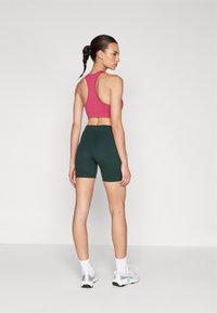 ONLY Play ONPNOON LIFE SHORTS  - Leggings - scarab