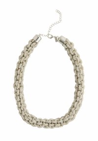 Austs apvalks ar metāla pērļiem, sudraba krāsā, ar aizdari un regulējamu ķēdīti garuma maiņai.