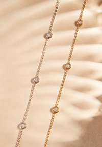 Isabel Bernard DE LA PAIX ALFIE GOLD 14 CT, DIAMOND 0.12 CT - Armband - gold coloured