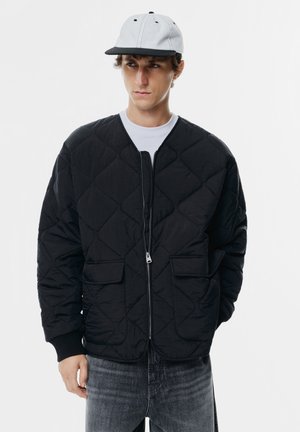 PADDED WITH POCKETS - Könnyű dzseki - black