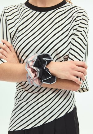 Stradivarius, SET OF 2 SPORTY SCRUNCHIES - Hårstyling-accessories - light pink