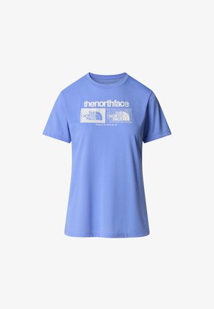 T-shirt di cotone azzurro chiaro con maniche corte, caratterizzato da un logo grafico bianco sulla parte anteriore. Texture morbida e design comfort fit.