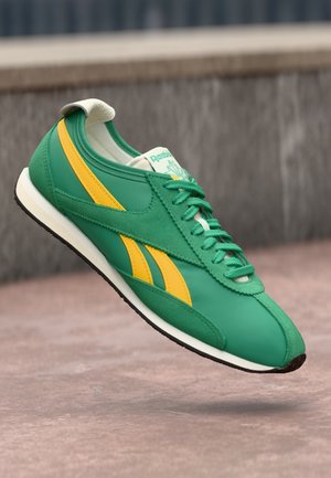 R400 UNISEX - Sneakers - upgrade green/golden-coloured haze/chalk