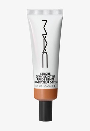 MAC STROBE DEWY SKIN TINT - Fond de teint - deep 3