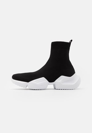Sneakers hoog - black