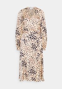 Långärmad klänning med omslag i mjukt tyg med en beige bakgrund och mörka och ljusa leopardfläckar. Inkluderar en knytning i midjan.