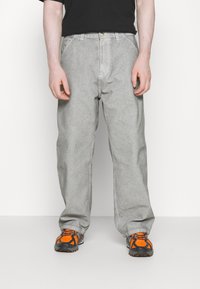 Carhartt WIP Vaqueros estilo carpintero - black denim