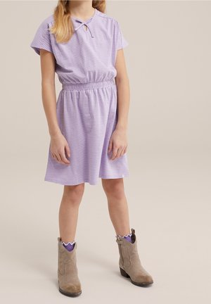 Lilac striped dress with short sleeves and a keyhole neckline, featuring an elastic waist. Paired with tan ankle boots with scalloped accents.
