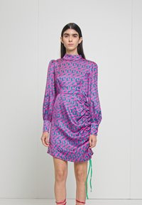 Olivia Rubin NICOLE - Φόρεμα ημέρας - pink ripple