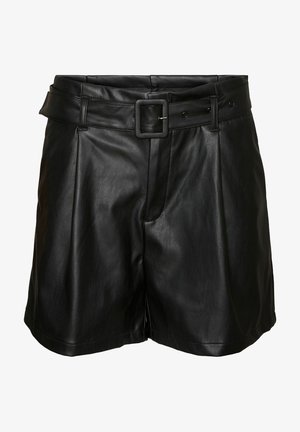 Shorts taille haute en simili cuir noir avec une ceinture assortie dotée d'une boucle carrée et de plis à l'avant.