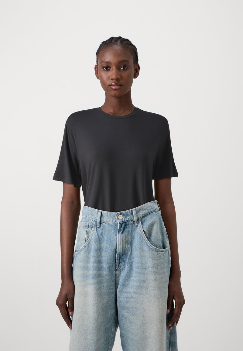 Vero Moda VMLINE - Jednoduché tričko - black