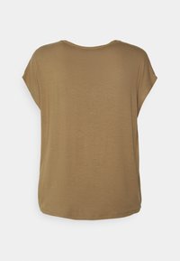 Brun kortærmet top med løs pasform, rund halsudskæring og blød tekstur. Stoffet virker letvægts med en glat overflade.
