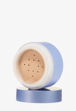 HOLIDAY 22 DELUXE FOUNDATION - Foundation - fairly light