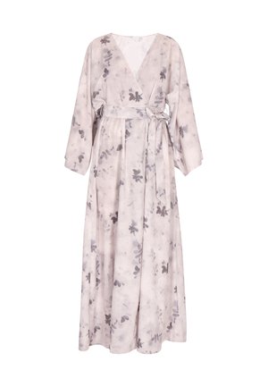 Lange, wikkeljurk van zacht, lichtgewicht stof in een lichte blush kleur met een grijs bloemetjespatroon. Beschikt over een diepe V-halslijn en een ceintuur in de taille.