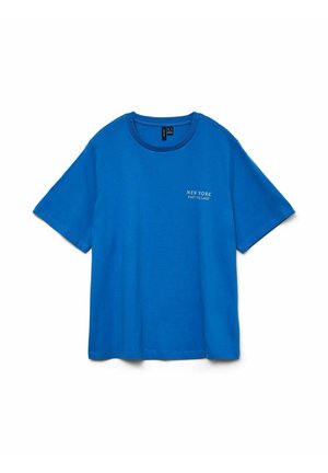 T-shirt bleu à manches courtes avec col rond et texte blanc "NEW YORK EAST VILLAGE" imprimé sur le côté gauche de la poitrine.