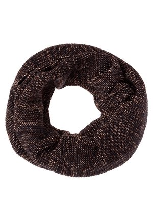 Donkerbruine en beige gebreide infinity sjaal met een gestructureerd steekpatroon, in een cirkelvorm gelegd op een witte achtergrond.