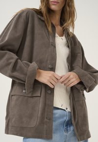 My Essential Wardrobe OLLY - Krátky kabát - major brown