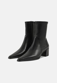 Vagabond GISELLE Stivaletti black/nero