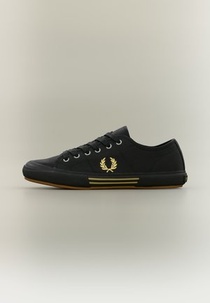 Fred Perry VINTAGE TENNIS UNISEX - Baskets basses - black/champagne